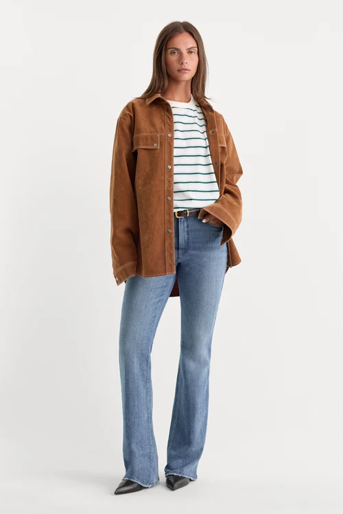 SOFT TECH GOOD CLASSIC BOOTCUT JEANS | INDIGO627-1 | GOOD AMERICAN | MODEL