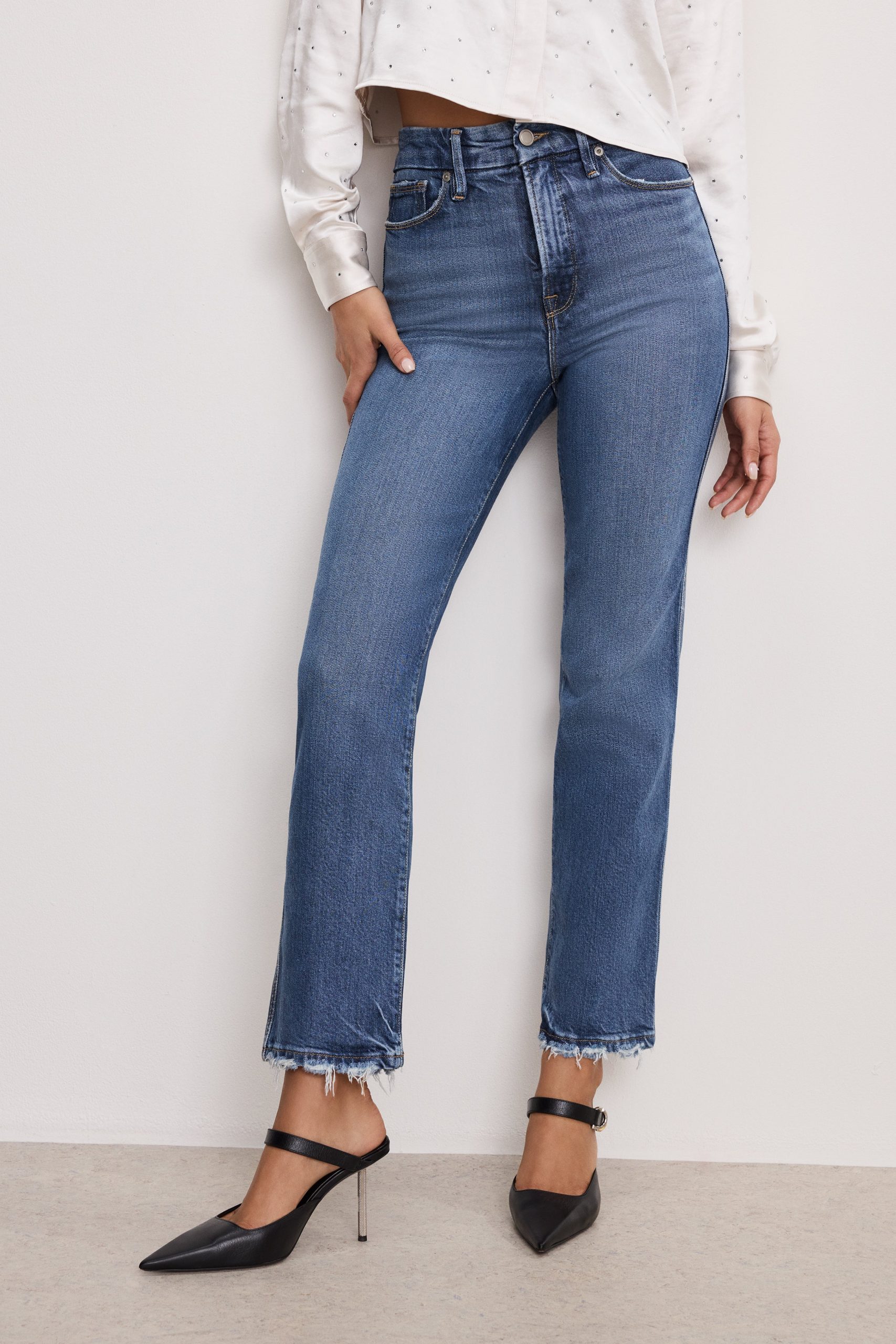 SOFT TECH GOOD CURVE STRAIGHT JEANS | INDIGO737