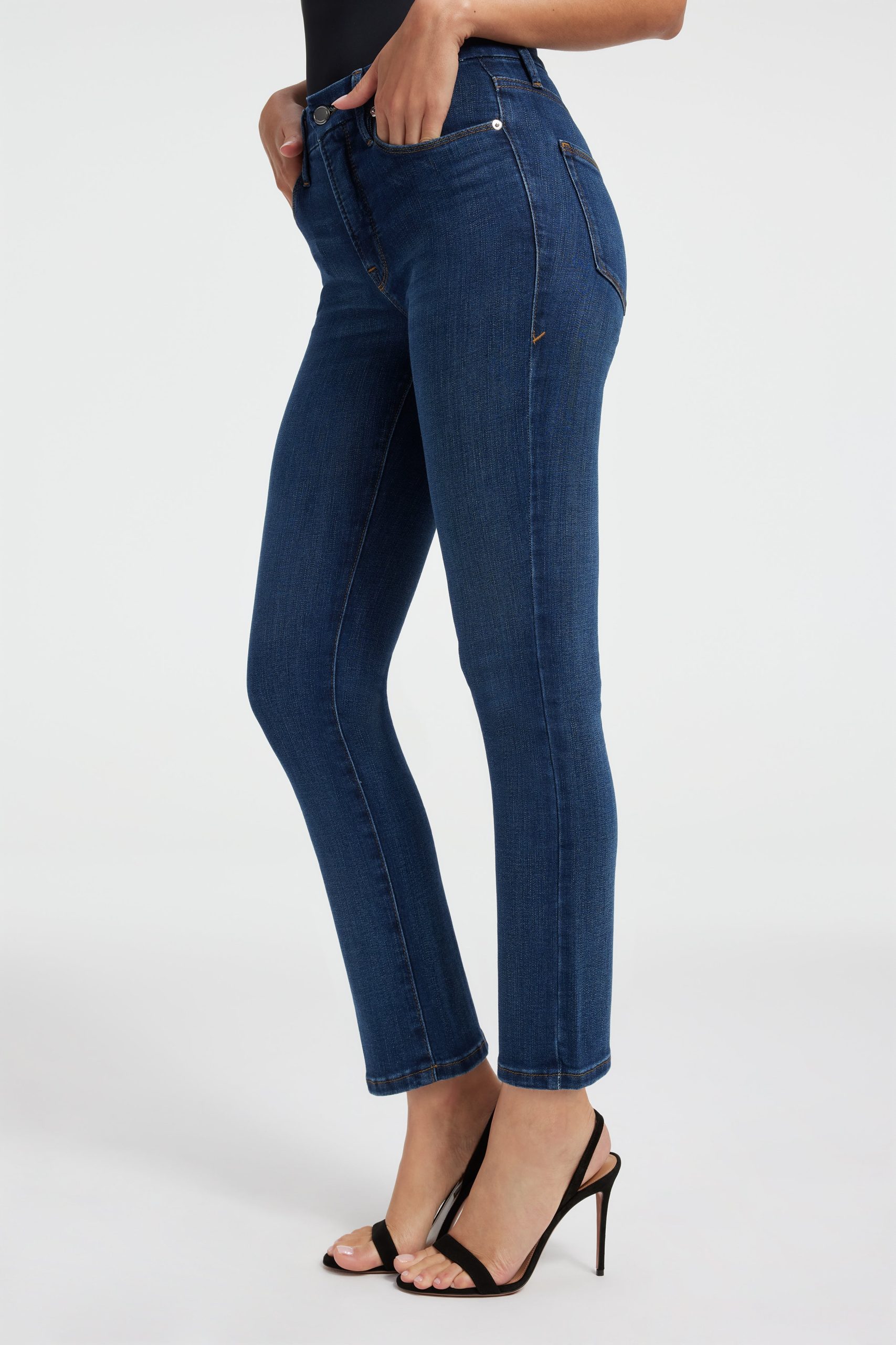 GOOD LEGS STRAIGHT JEANS | BLUE004