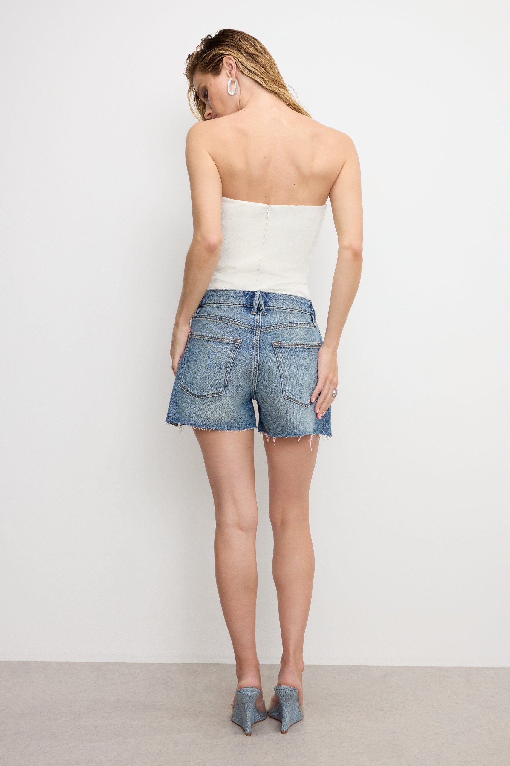 GOOD GIRLFRIEND SHORTS | INDIGO804