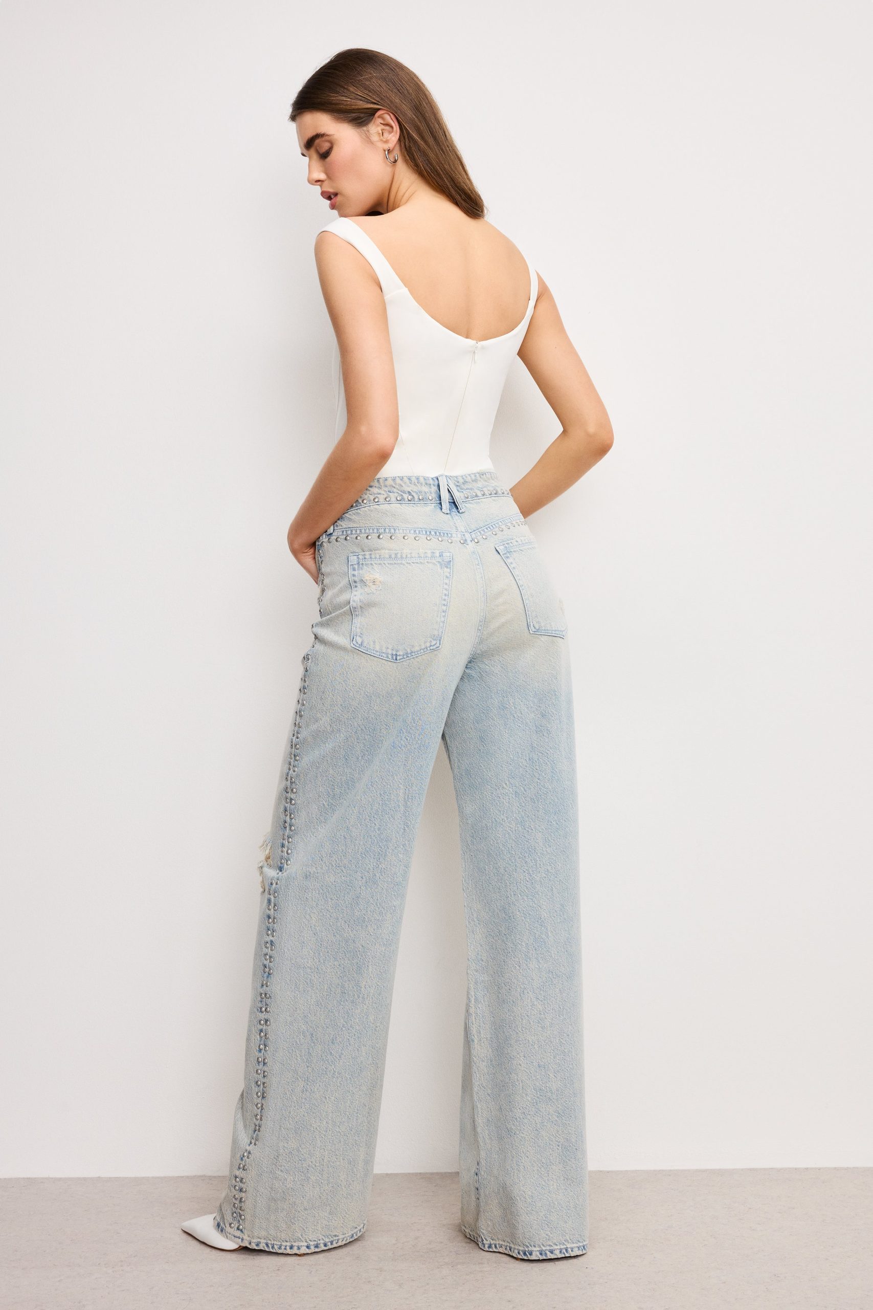 GOOD EASE STUDDED JEANS | INDIGO784