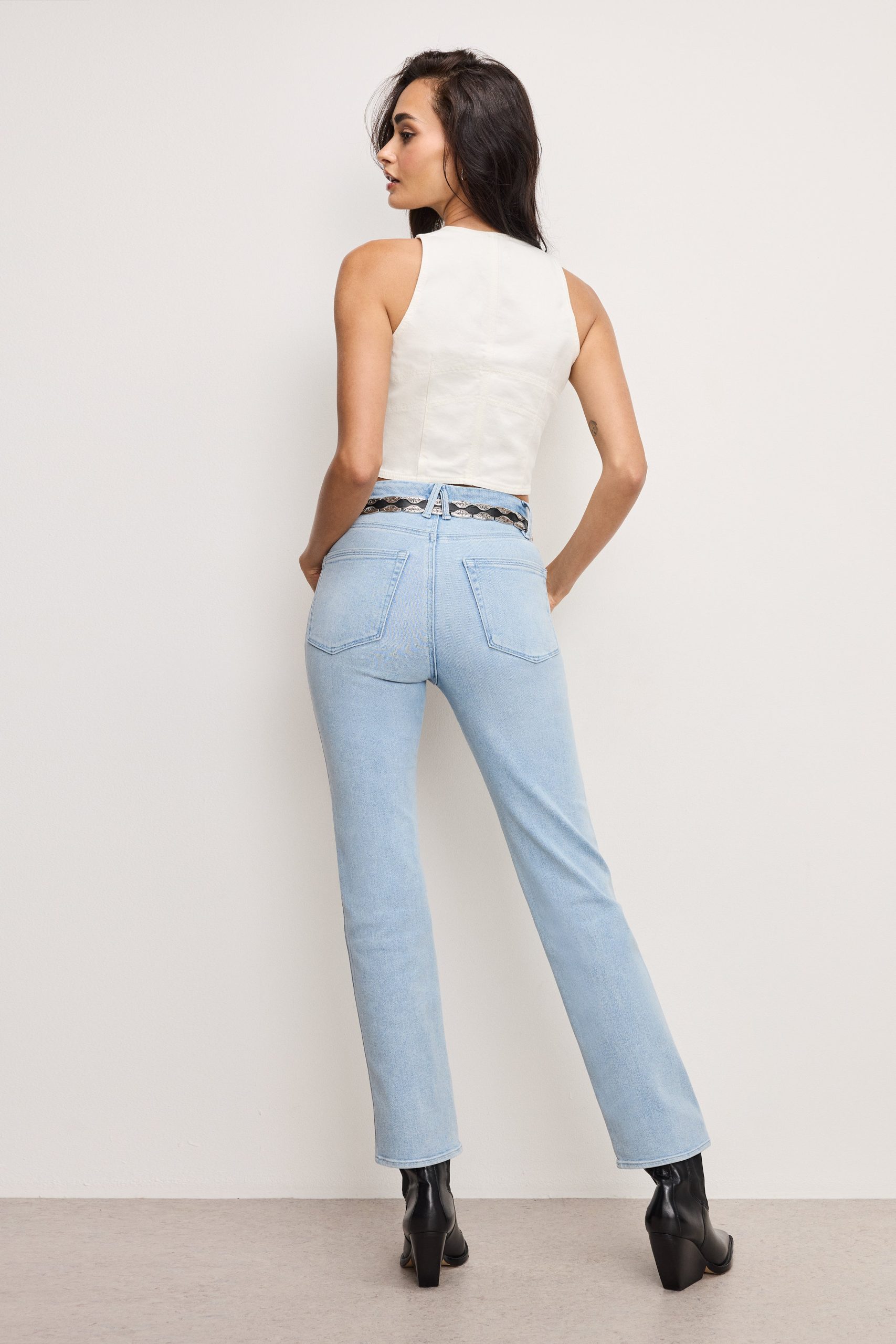GOOD CURVE STRAIGHT COMPRESSION JEANS | INDIGO949