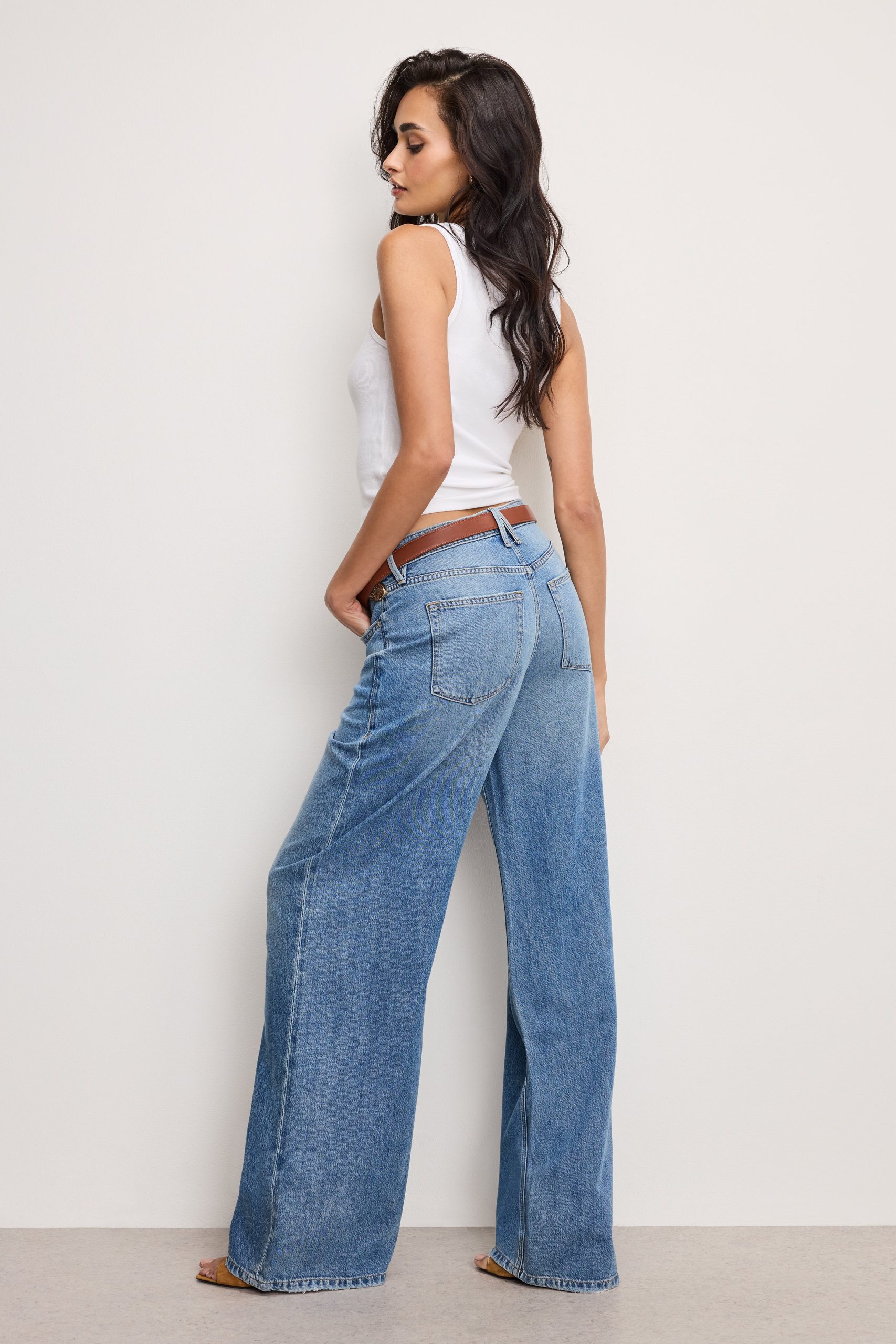 WEIGHTLESS GOOD EASE JEANS | INDIGO961
