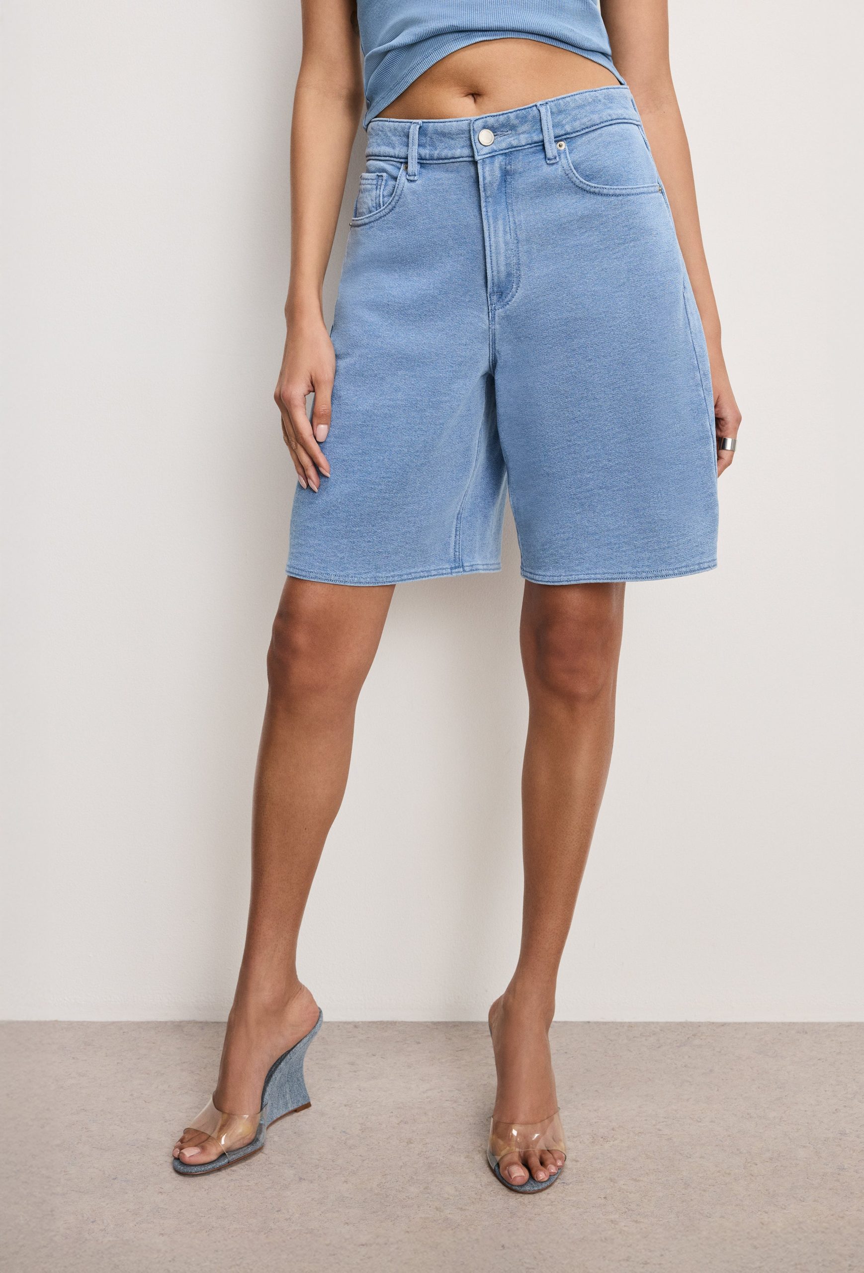 JEANIUS GOOD EASE BERMUDA SHORTS | INDIGO586 INDIGO586 / 32 Plus