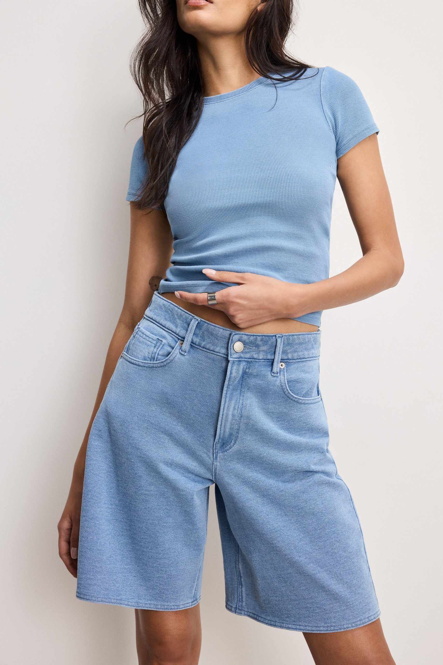 JEANIUS GOOD EASE BERMUDA SHORTS | INDIGO586
