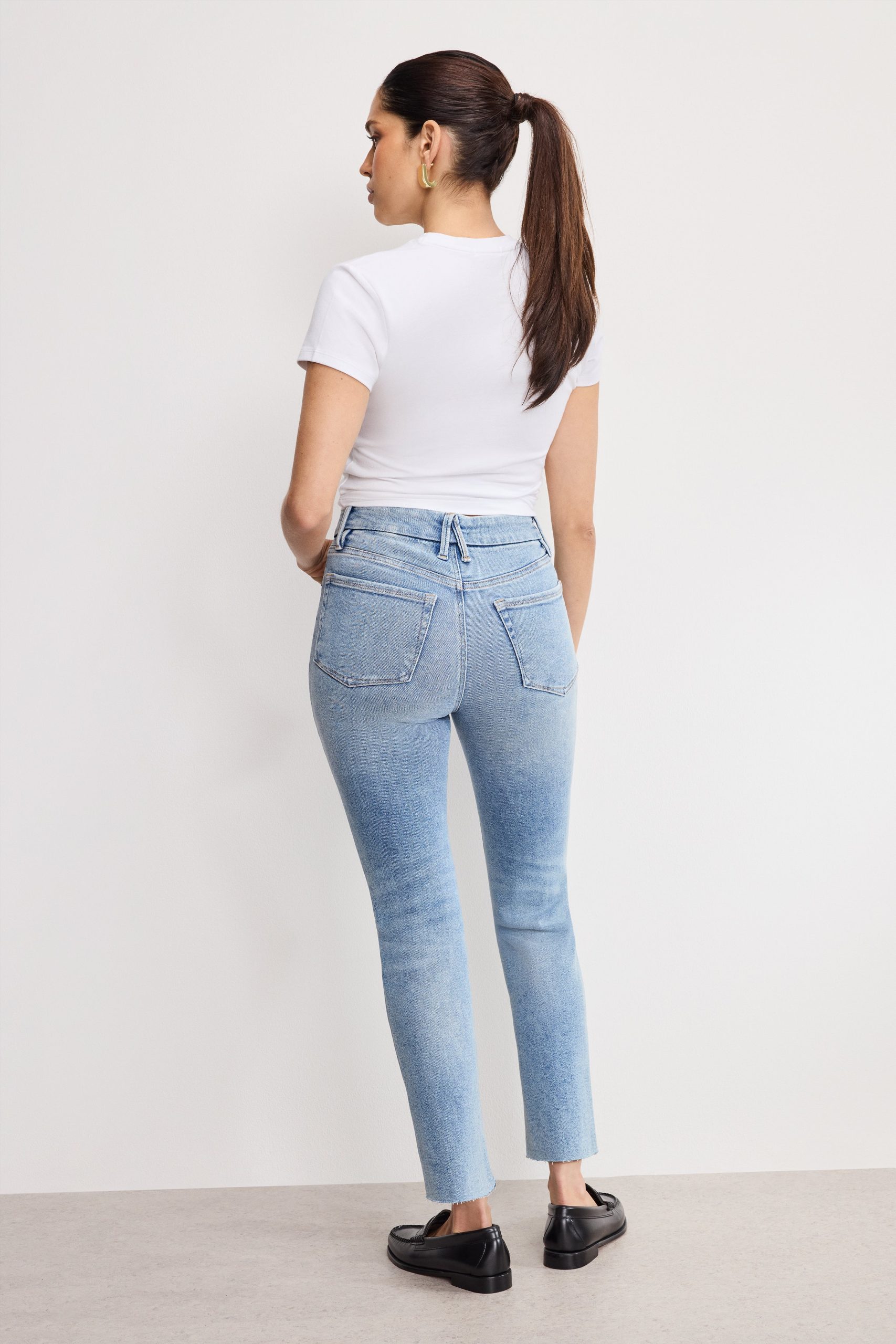 SOFT TECH GOOD LEGS STRAIGHT JEANS | INDIGO799