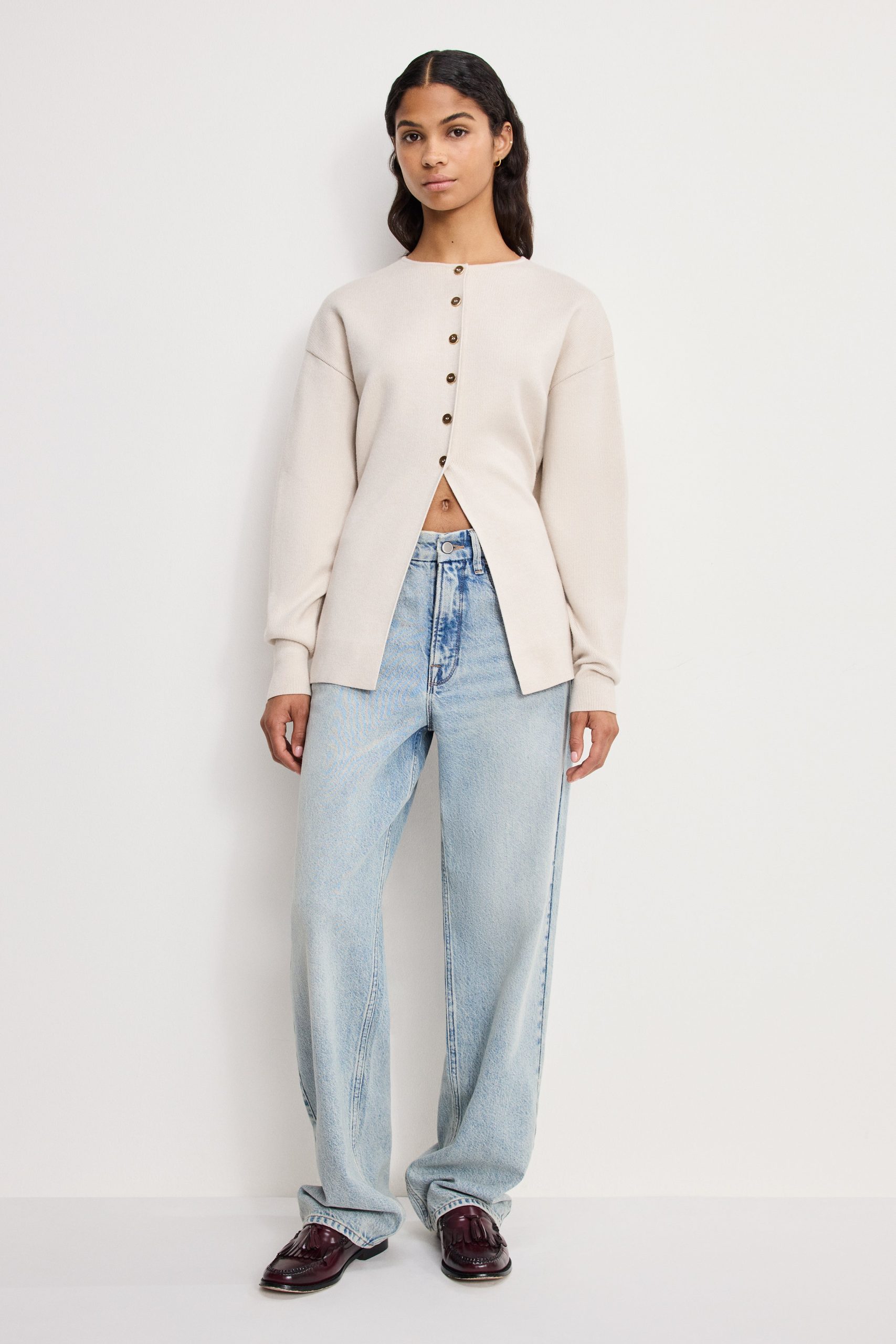 EXAGGERATED SLEEVE CARDIGAN SWEATER | LIGHT TAUPE