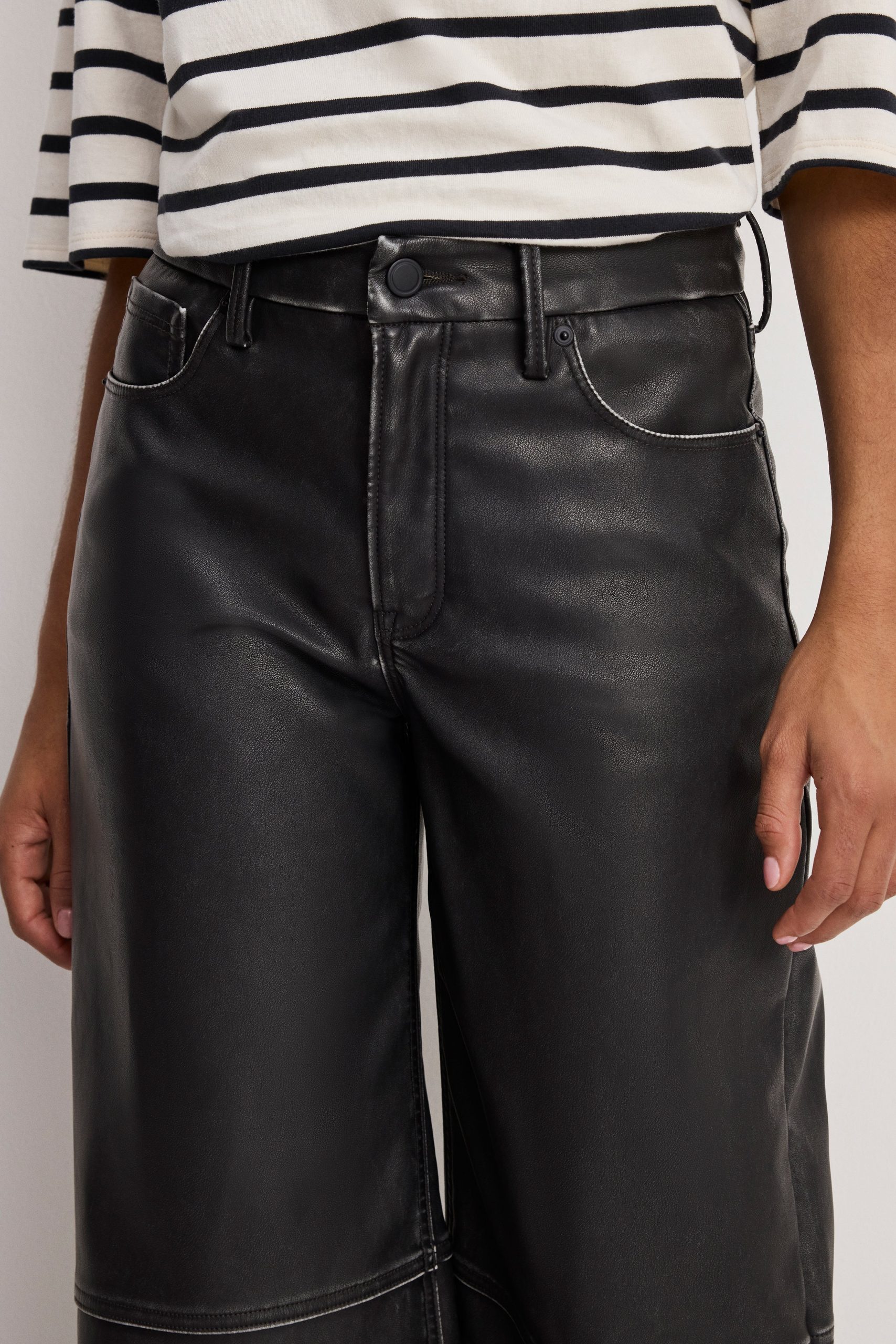 GOOD SKATE FAUX LEATHER PANTS | BLACK001