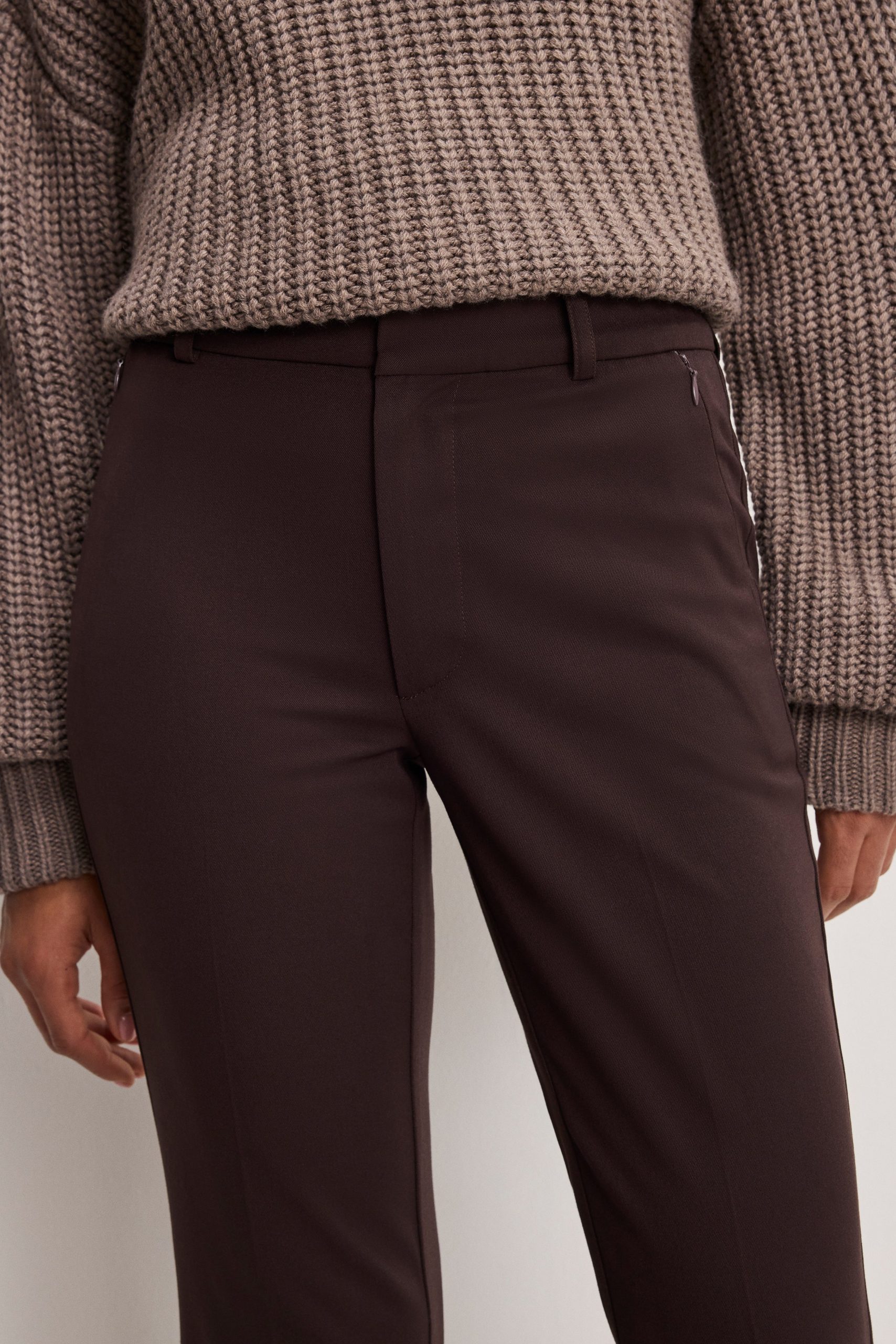 ESSENTIAL SUITING FLARE TROUSERS | DARK CHOCOLATE