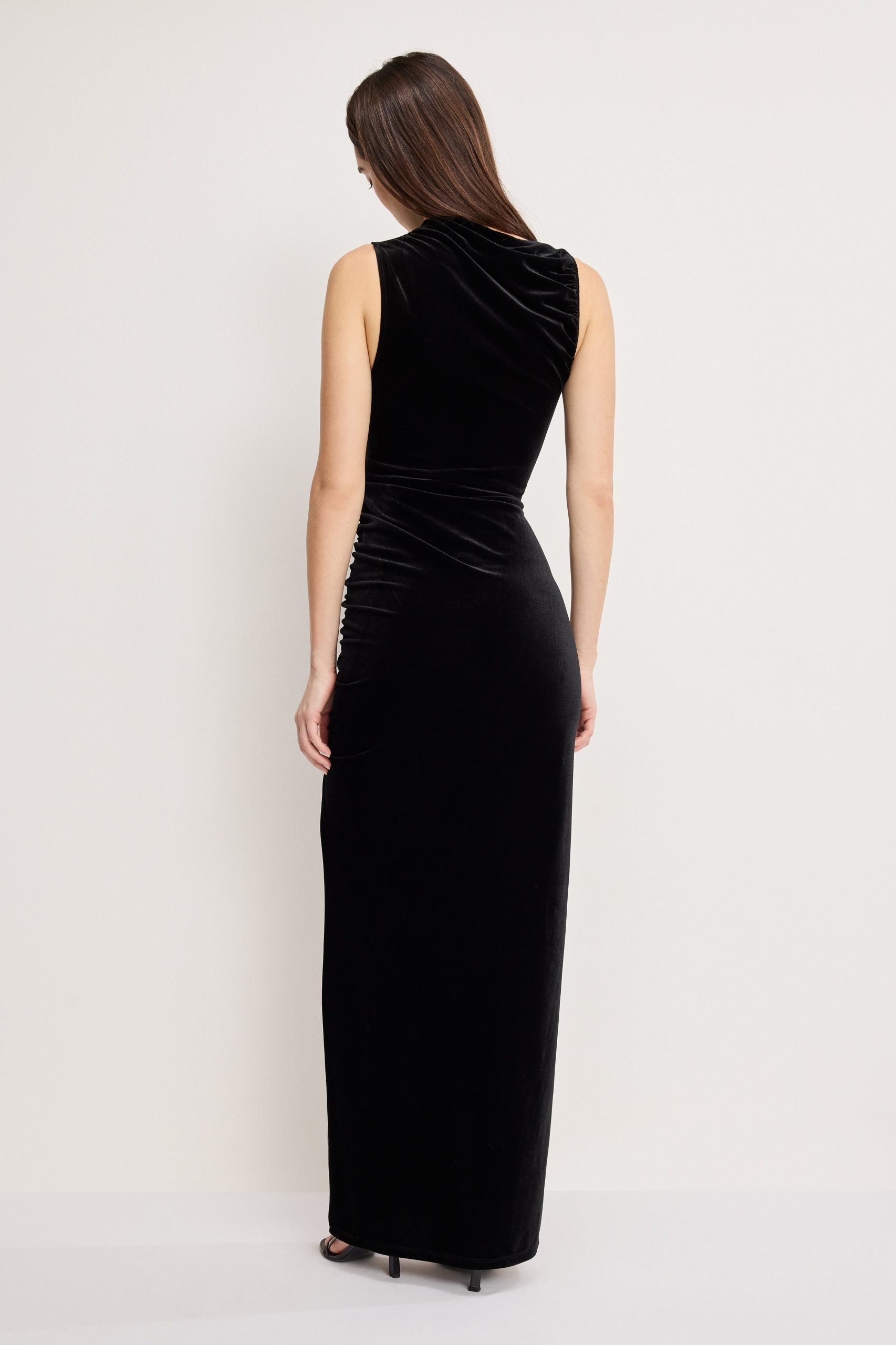VELVET HIGH NECK MAXI DRESS | BLACK001