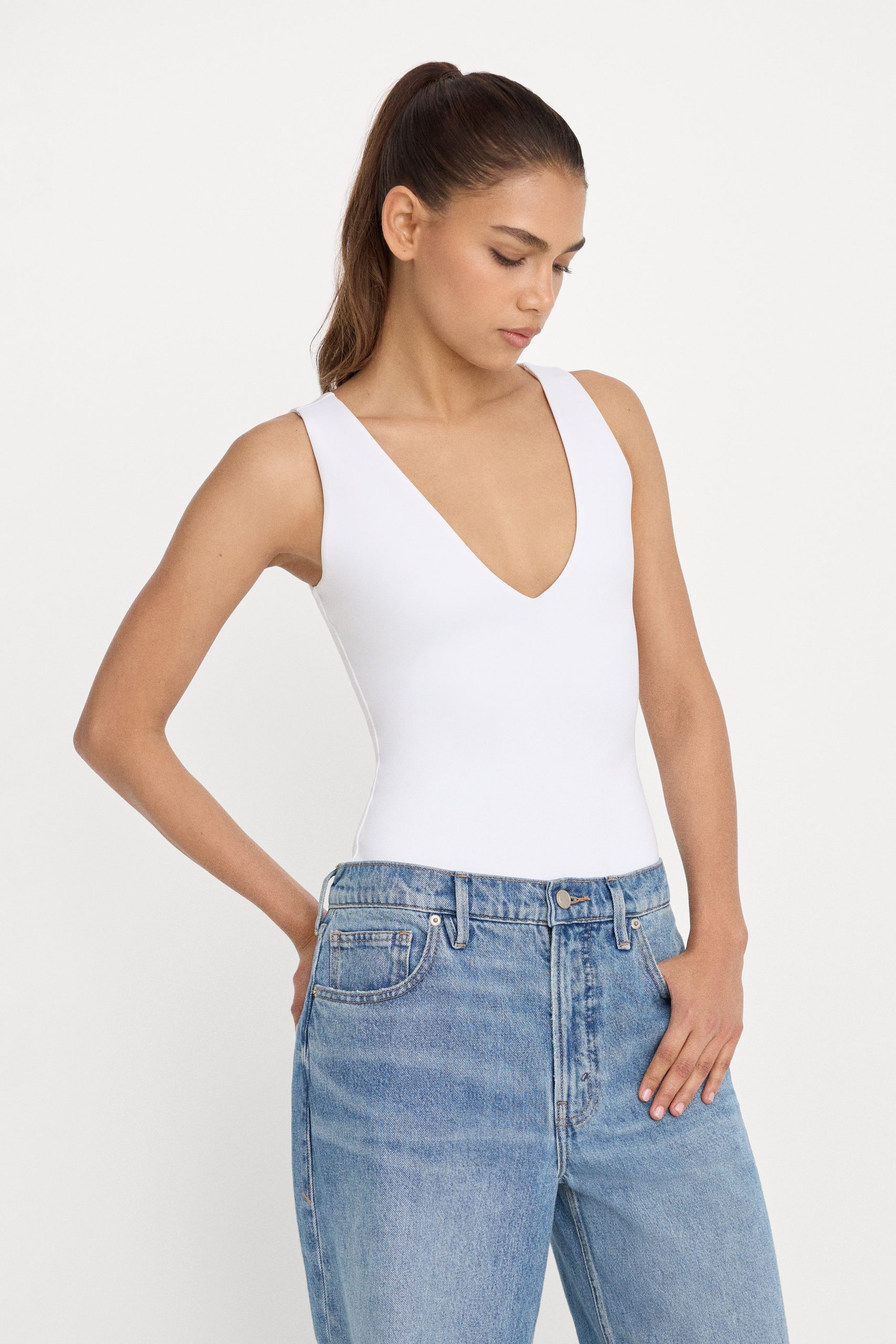 SCULPTING DEEP V BODYSUIT | WHITE001 WHITE001 / 5XL