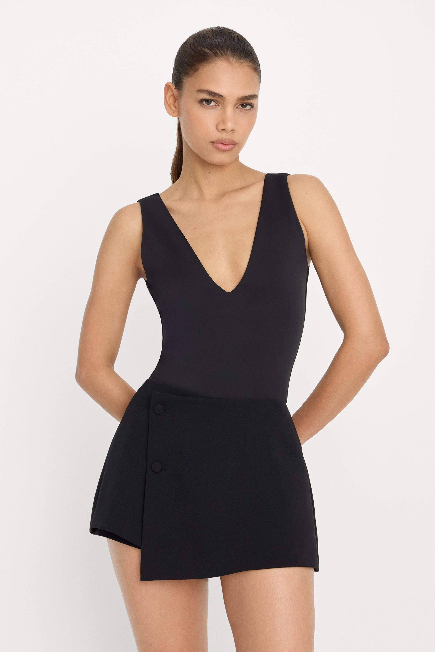 SCULPTING DEEP V BODYSUIT | BLACK001 BLACK001 / 5XL