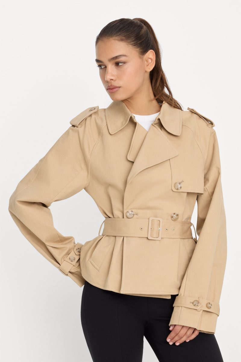 THE CROPPED TRENCH JACKET