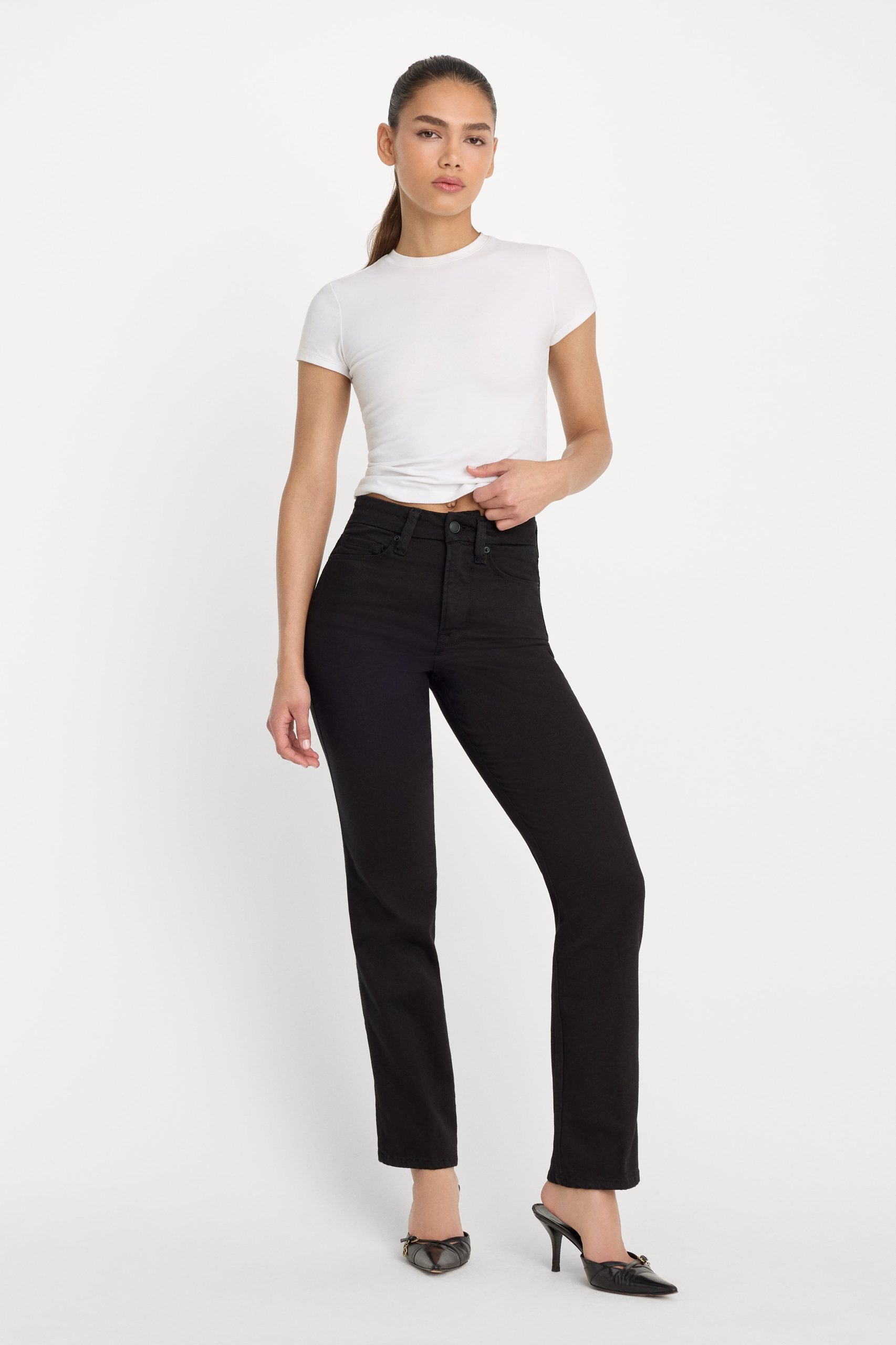 NEVER FADE GOOD CURVE STRAIGHT JEANS | BLACK BLACK001 / Long / 32 Plus