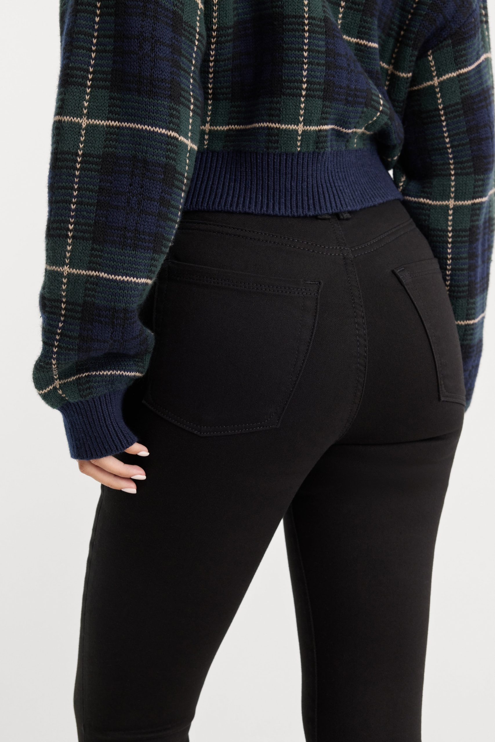 NEVER FADE GOOD LEGS SKINNY JEANS | BLACK