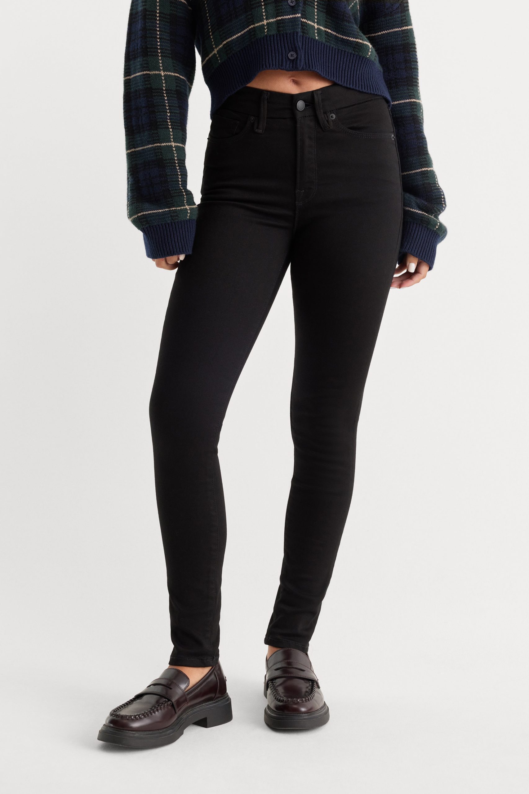 NEVER FADE GOOD LEGS SKINNY JEANS | BLACK