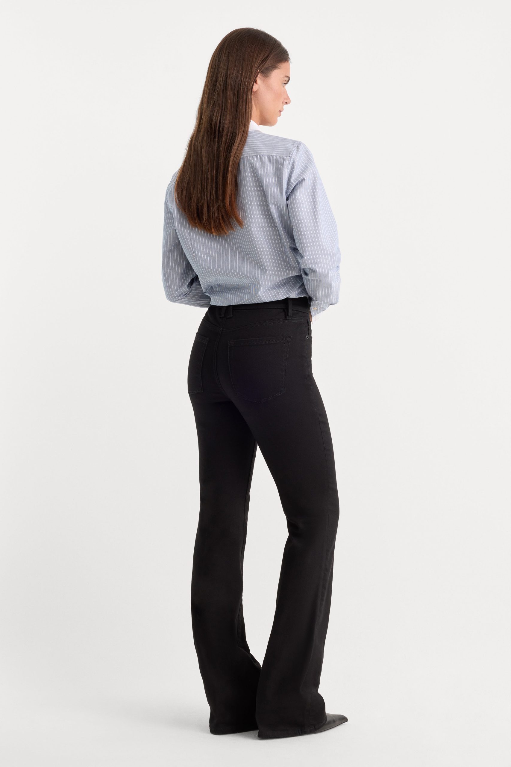 NEVER FADE GOOD CLASSIC SLIM BOOTCUT JEANS | BLACK