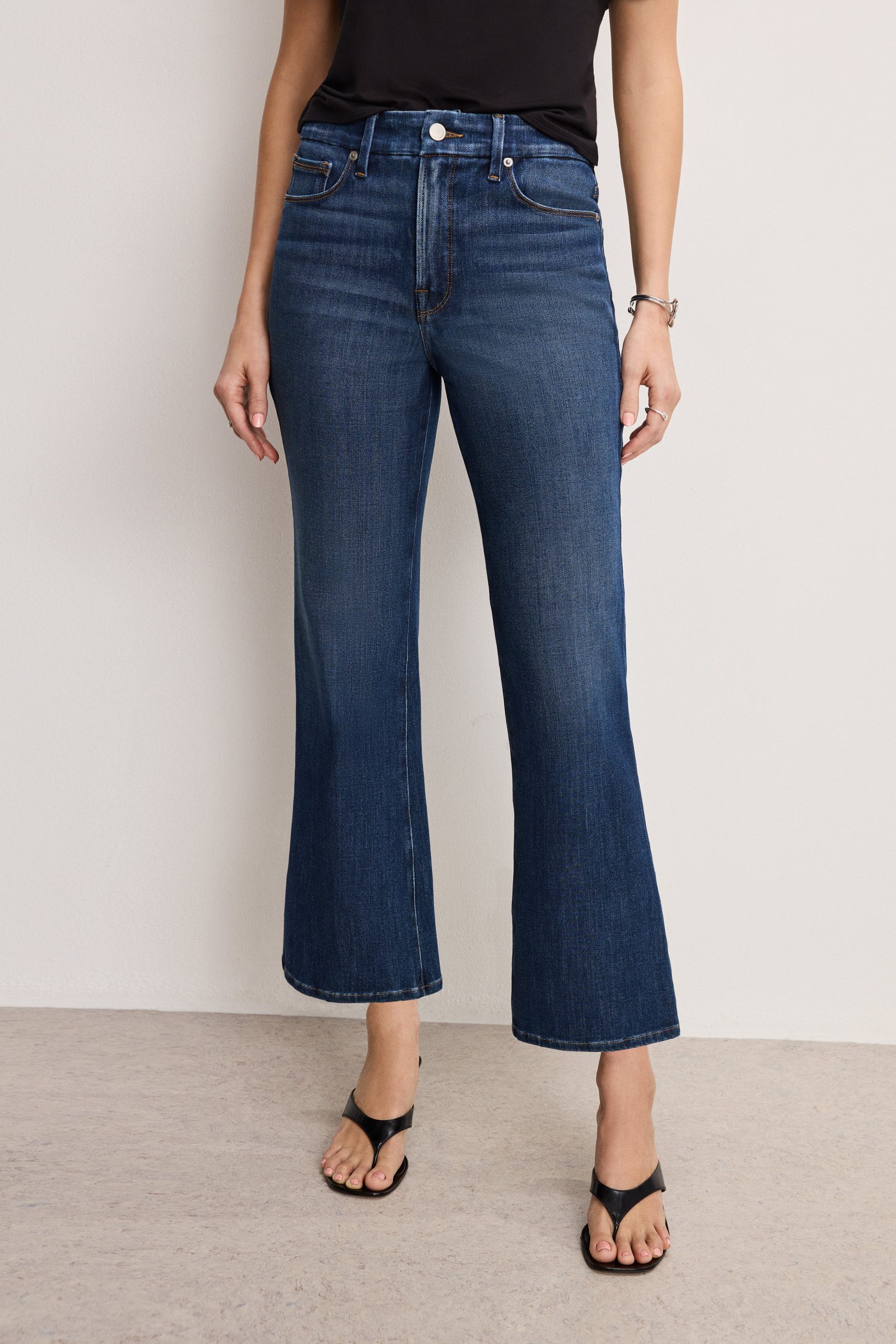 SOFT TECH GOOD LEGS CROPPED MINI BOOT JEANS | INDIGO977 INDIGO977 / 32 Plus