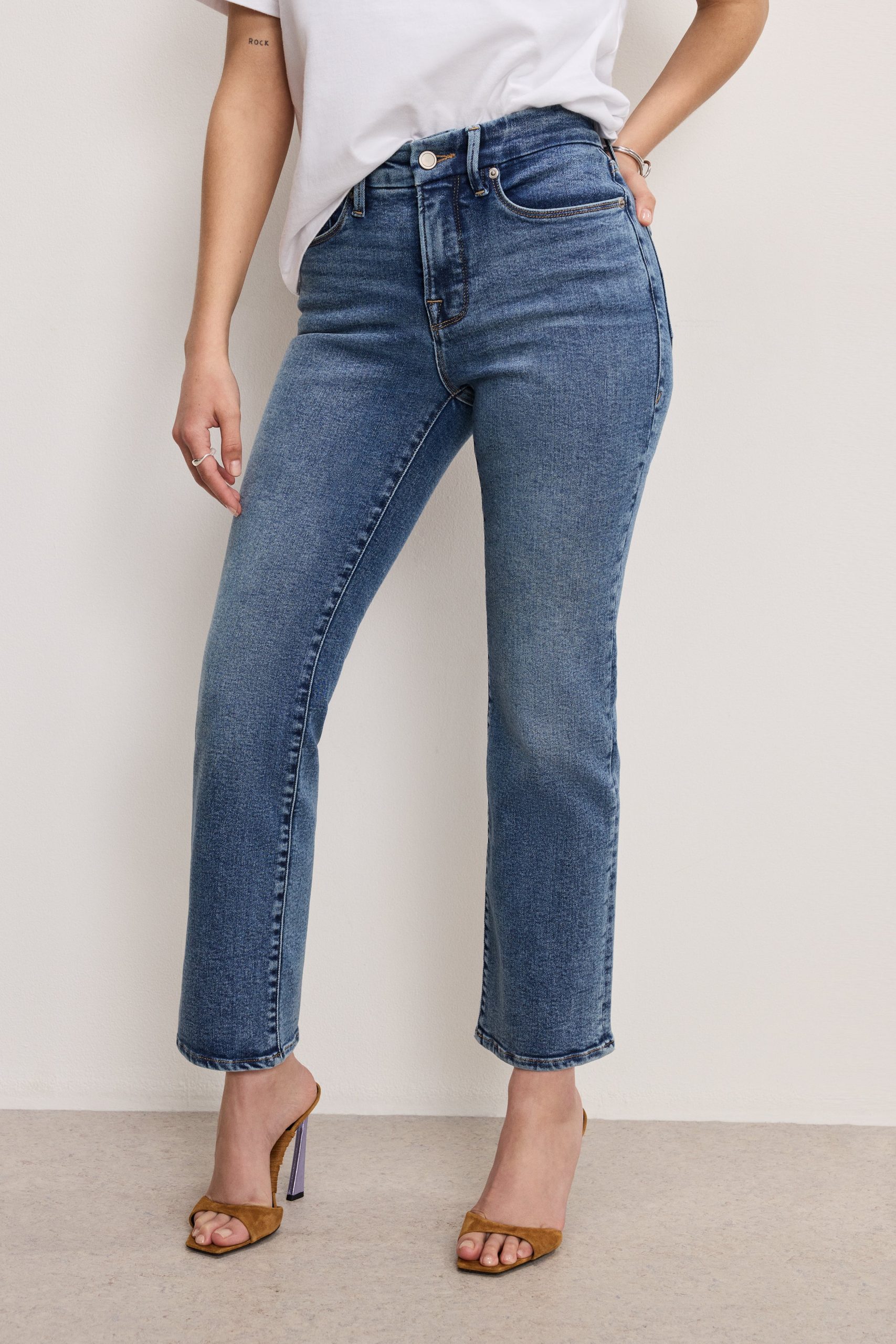 GOOD PETITE STRAIGHT COMPRESSION JEANS | INDIGO254