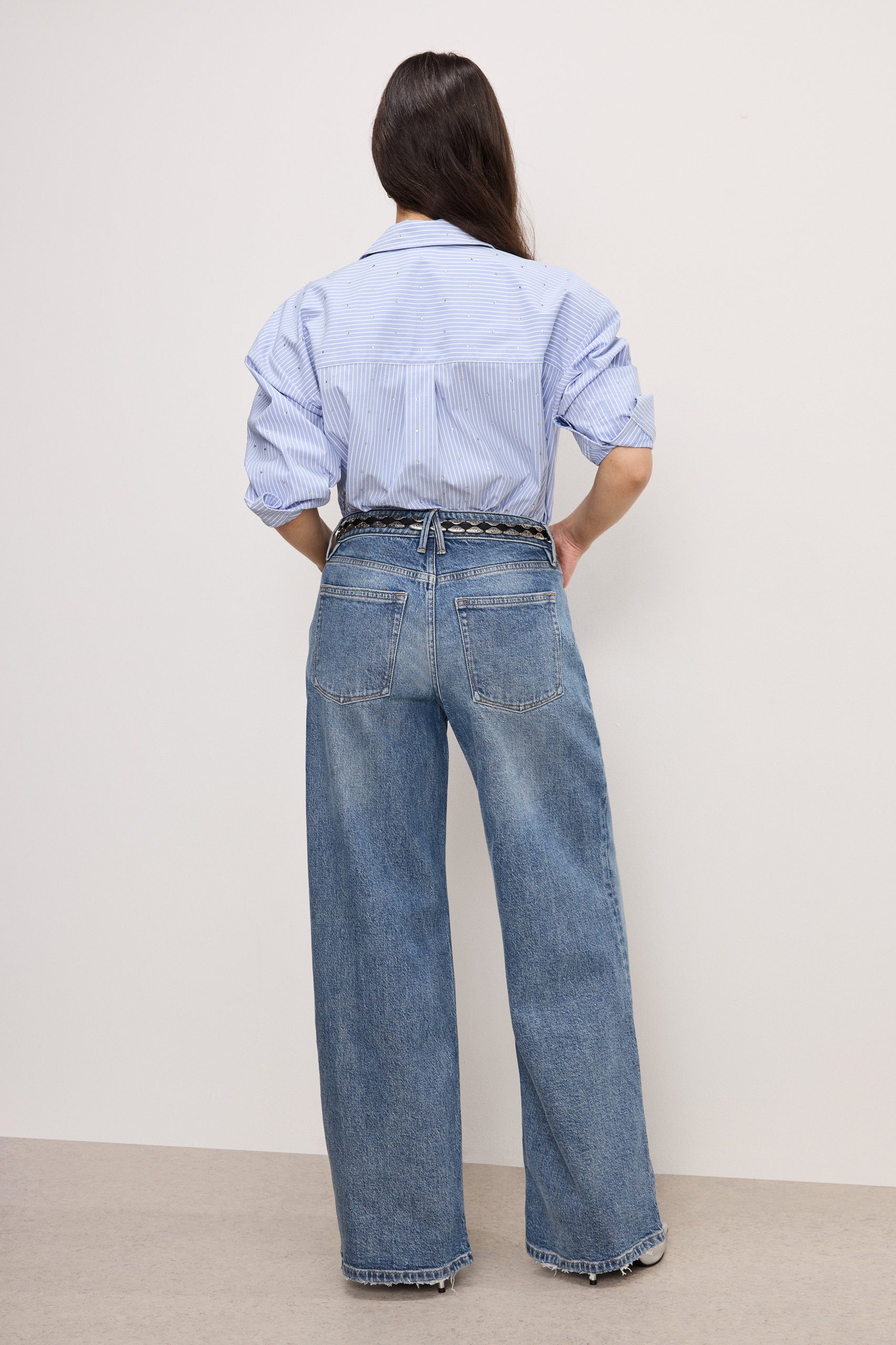 GOOD EASE PETITE RELAXED JEANS | INDIGO575