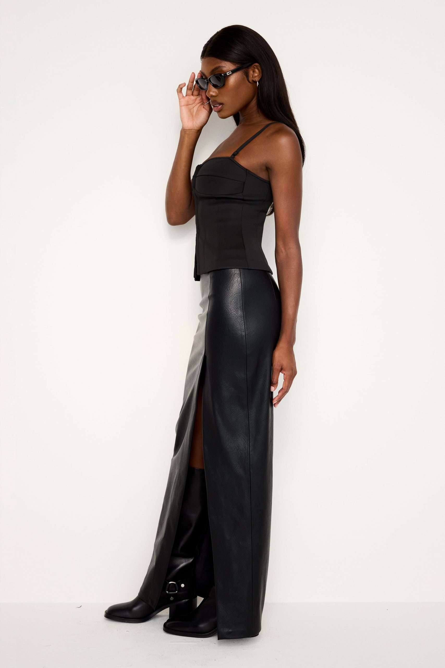 FAUX LEATHER MAXI SKIRT | BLACK001