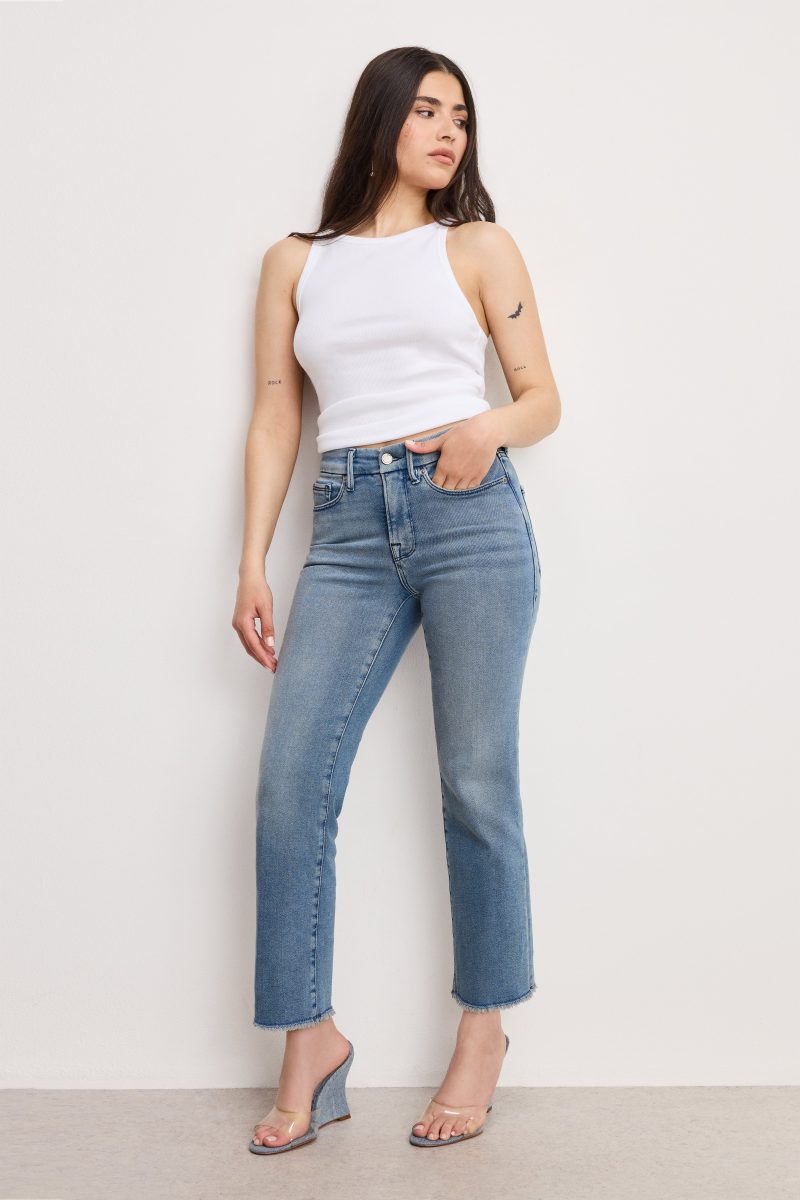 GOOD PETITE STRAIGHT JEANS